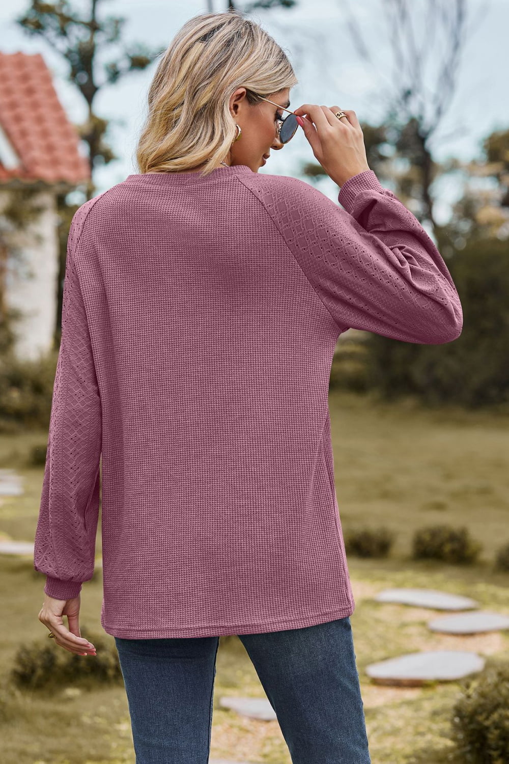 Round Neck Raglan Sleeve Sweatshirt